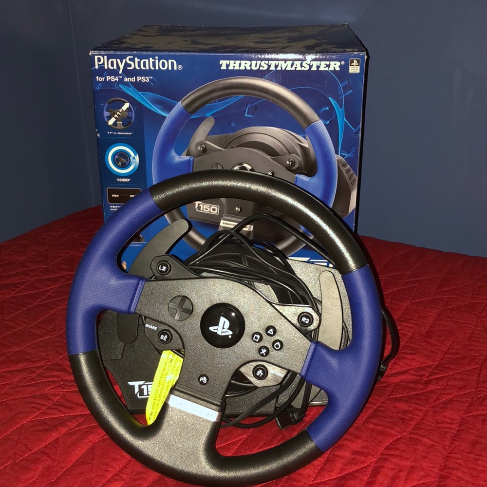 Thrustmaster T150 ps4 steering wheel